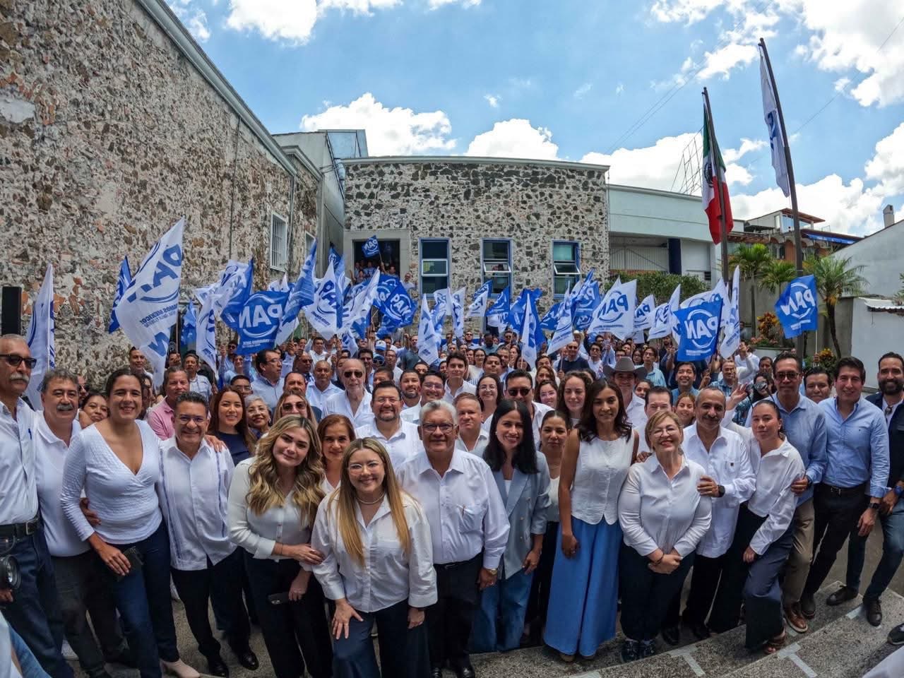Formaliza Ana Ledezma su registro como candidata a la presidencia del Comité del PAN en Veracruz